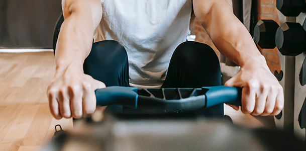 水阻劃船機(jī)的原理和歷史