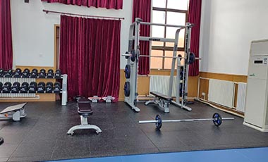 健身房地膠自由力量區(qū)